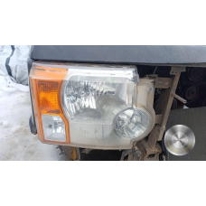 Фара передня права Land Rover Discovery 3