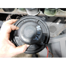 Моторчик пічки  VW GOLF 3. VW VENTA. 1H1819021