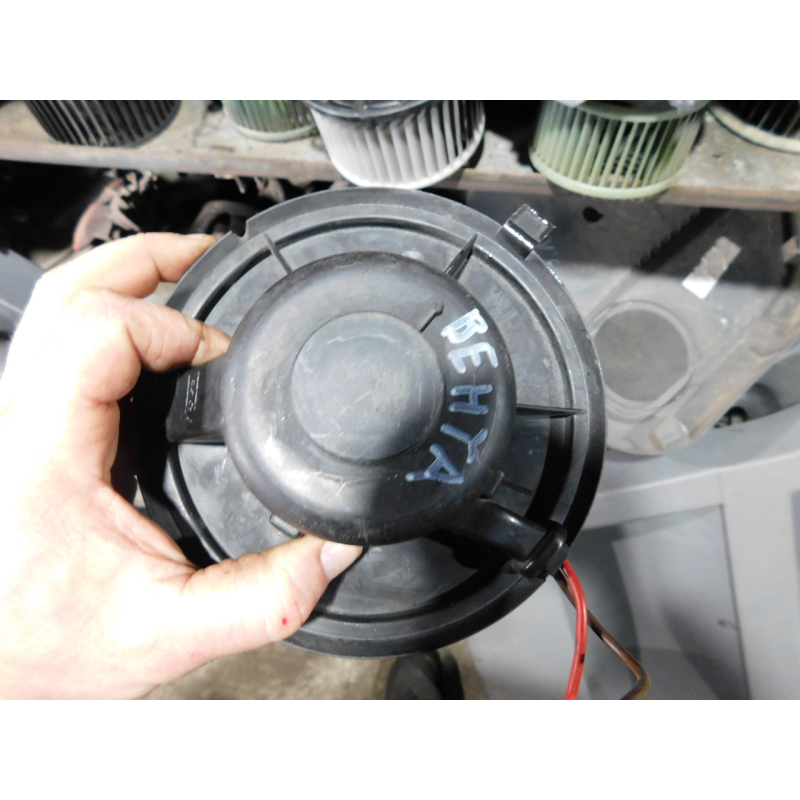 Моторчик пічки  VW GOLF 3. VW VENTA. 1H1819021