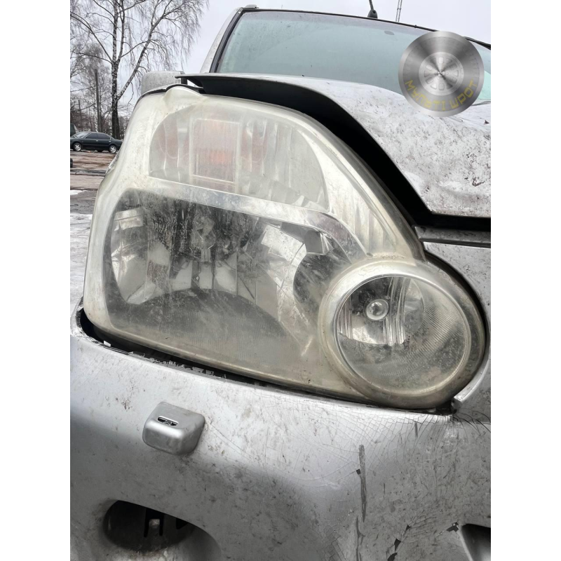 Права передня фара Nissan X-Trail T31 (2007–2014) б/у Права передня фара Nissan X-Trail T31 (2007–2014) б/у