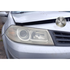 Фара права Renault Megane 2002
