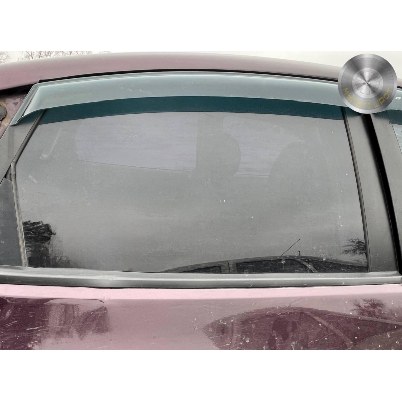 Скло задньої правої дверки (рухове) Hyundai Elantra 2007