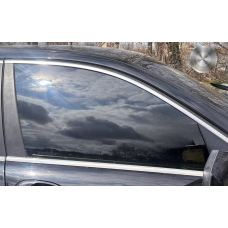 Скло передньої правої двері (рухоме, опускне) BMW 735 E65 2001–2005