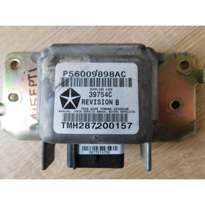 Датчик удару  JEEP LIBETY 2.8 D. P56009898AC.