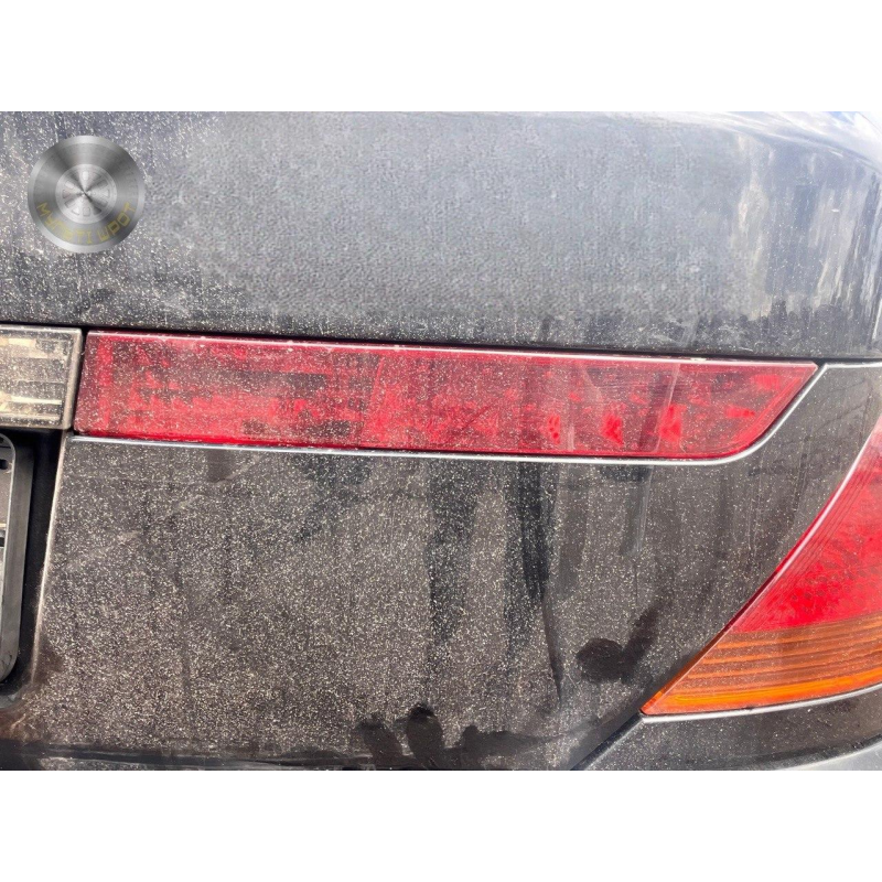 Ліхтар задній правий  (на кришці багажника) BMW 735 E65 3.6 бензин АКПП 2001–2005
