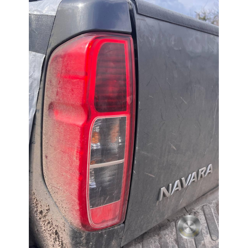 Ліхтар задній лівий Nissan Navara D40 рестайл 2.5 dCi (2012–2014) Ліхтар задній лівий Nissan Navara D40 рестайл 2.5 dCi (2012–2014)