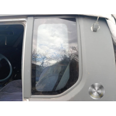 Скло (глухе) передньої лівої двері Mitsubishi L200 (1990 рік)