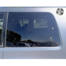 Кузовне ліве глухе скло Mitsubishi Pajero Wagon IV (2007–2014) б/у