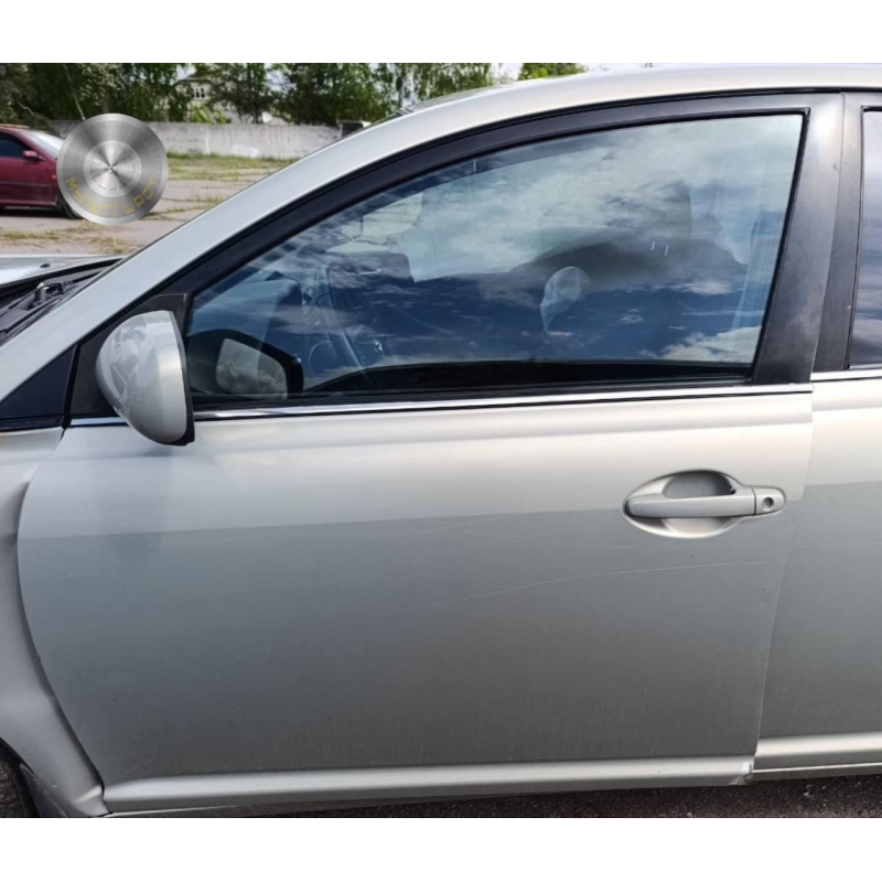 Двері передні ліві (голі) Toyota Avensis (2003–2008) б/у T25 дорестайл Двері передні ліві (голі) Toyota Avensis (2003–2008) б/у T25 дорестайл