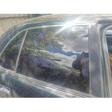 Скло рухоме задньої правої двері Toyota Camry XV10 1992–1996 б/у