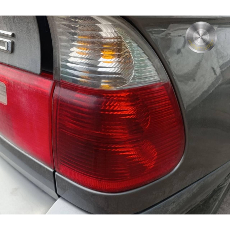 Фара задня права зовнішня (на кузові) BMW X5 (E53) 3.0d 2001–2006 б/у