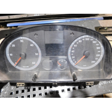 Панель приладів  VOLKSWAGEN CADDI 3 2.0 SDI.2K092084A